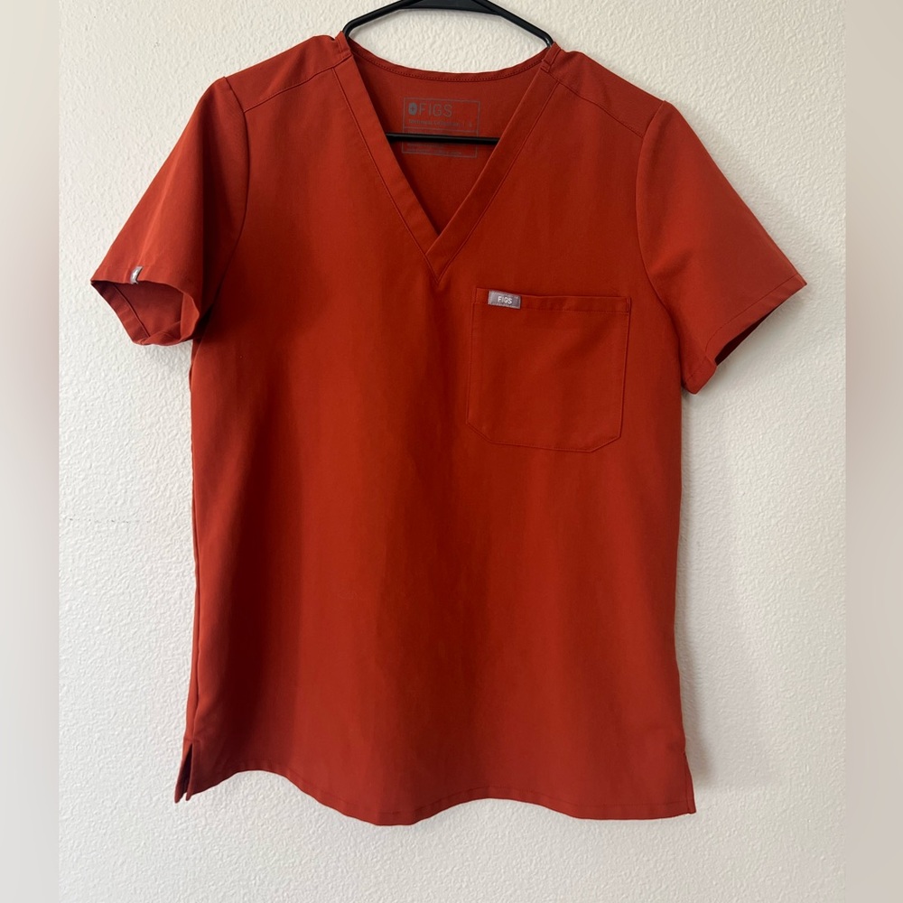 FIGS Auburn Catarina - One-Pocket Scrub Top Small